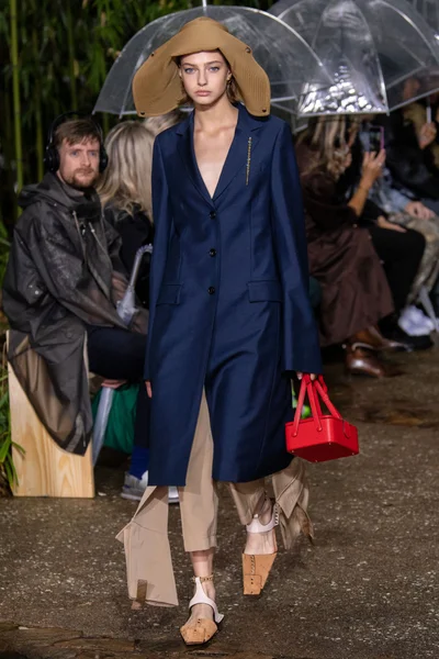 Look 22